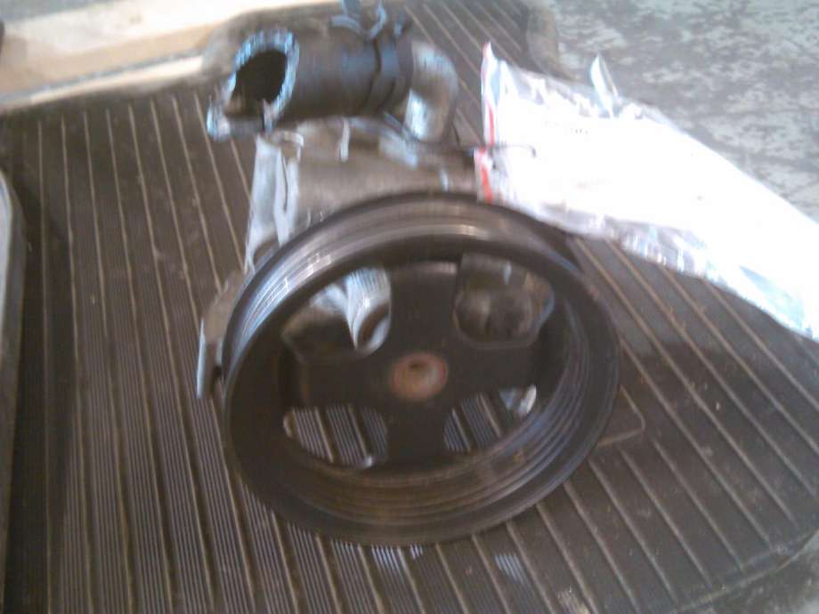 Servo pumpe mekanisk til Ford Transit Connect, 2009-2013 (Type I, Fase 2)