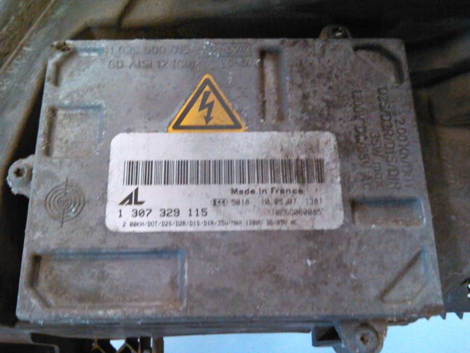 Frontlykt venstre xenon til Audi A4 2004-2008 (Type III) (B7) (B7) 