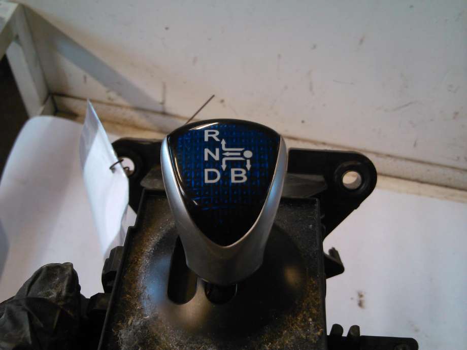 Girstang/girvelger automat til Toyota Auris 2010-2012 (Type I, Fase 2)  
