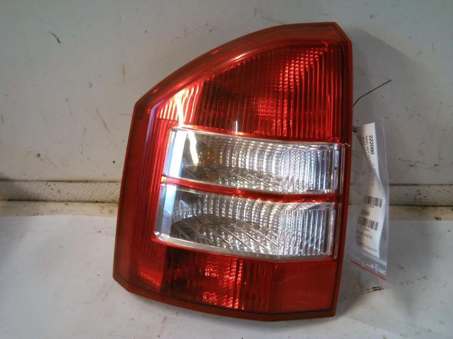 Baklykt venstre til Jeep Compass, 2007-2009 (Type I, Fase 1)