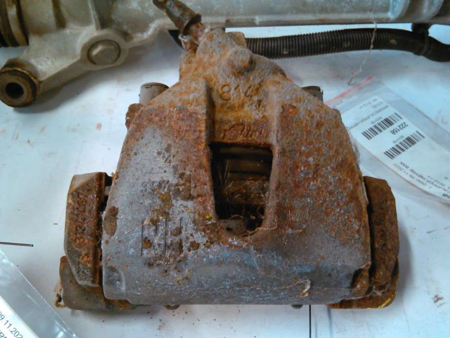 Bremsecaliper høyre foran til Volvo V40, 2012-2019