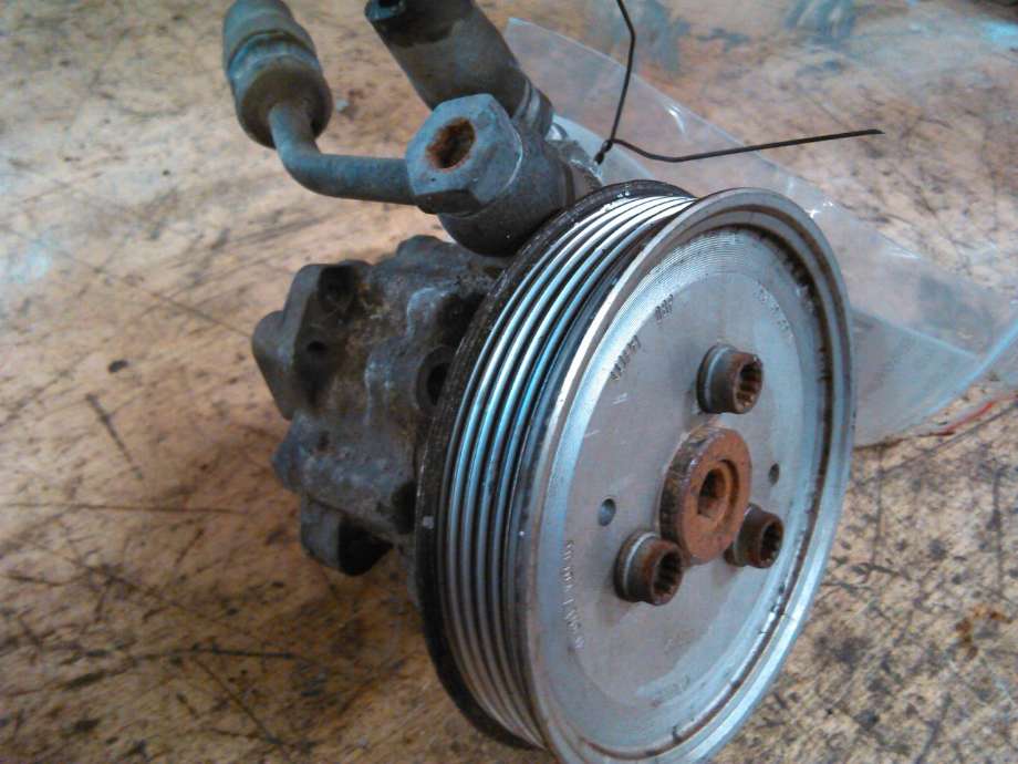 Servo pumpe mekanisk til Audi A6 2005-2008 (Type III, Fase 1) (C6) (C6) 