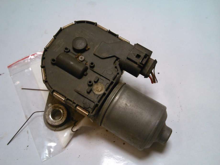 Viskermotor frontrute til Audi A6 2005-2008 (Type III, Fase 1) (C6) (C6) (1397220585|4F1955119D|)