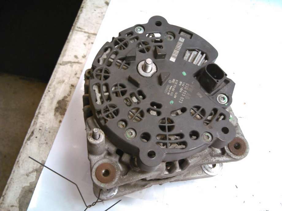 Dynamo diesel til VW Passat 2005-2010 (B6) (B6) (BOSCH|03G903023|0121715003|)