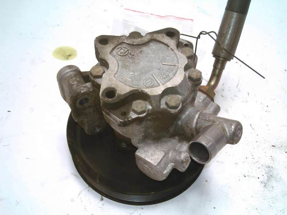Servo pumpe mekanisk til Mercedes C-Klasse, 2000-2004 (Fase 1) (W203) (W203) 