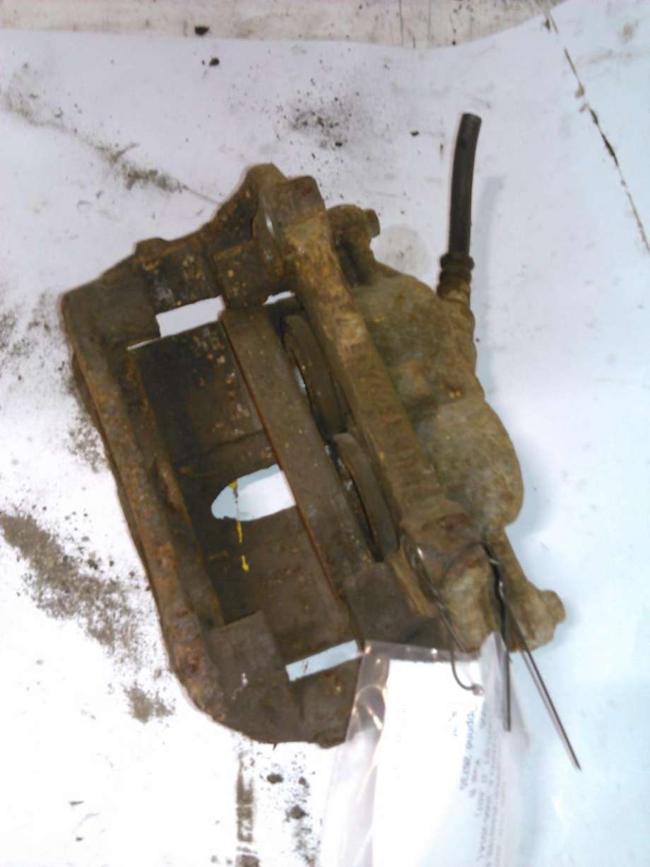Bremsecaliper venstre foran til Opel Vivaro A, 2006-2014  