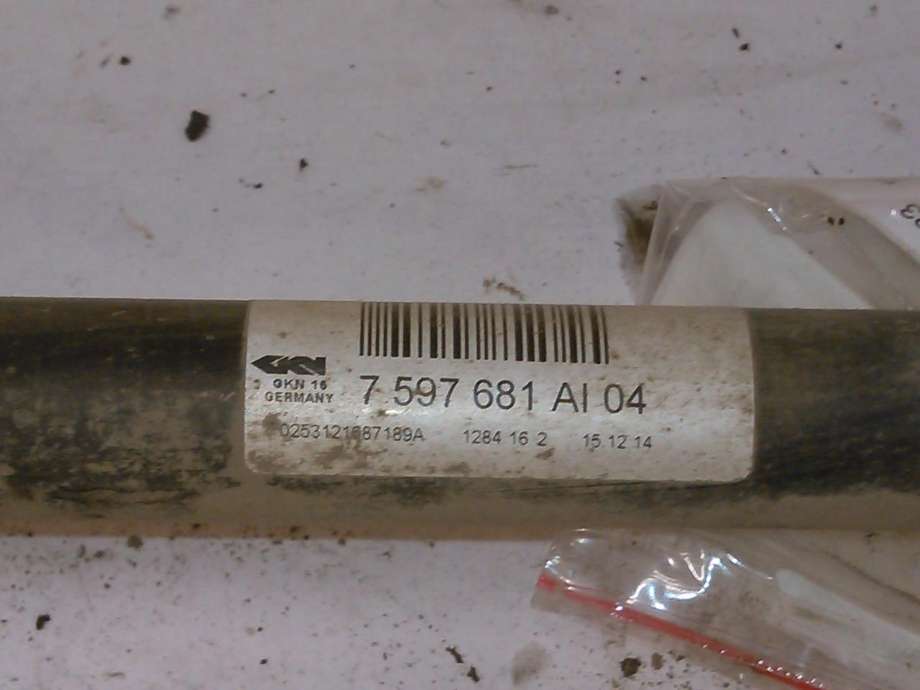Drivaksel venstre bak, diesel/automat til BMW 3-Serie 2012-2018 (F30/F31/F34) (F30/F31/F34) 
