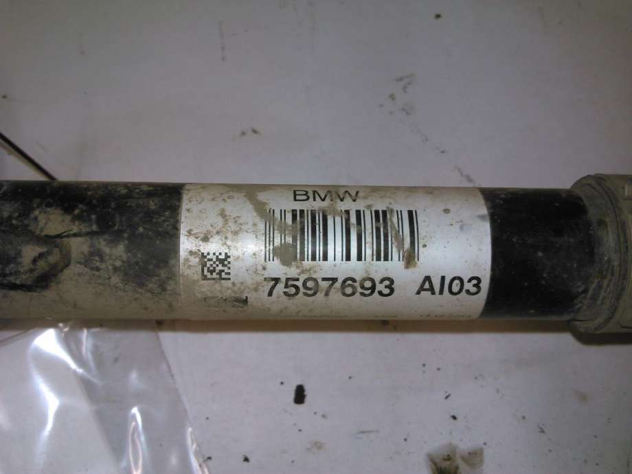 Drivaksel venstre foran, diesel/automat til BMW 3-Serie 2012-2018 (F30/F31/F34) (F30/F31/F34) 