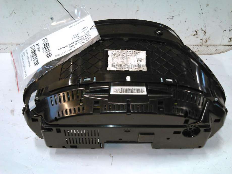 Instrumentpanel til BMW 3-Serie 2012-2018 (F30/F31/F34) (F30/F31/F34) (VDO|9232895|30265595|9379984-01)