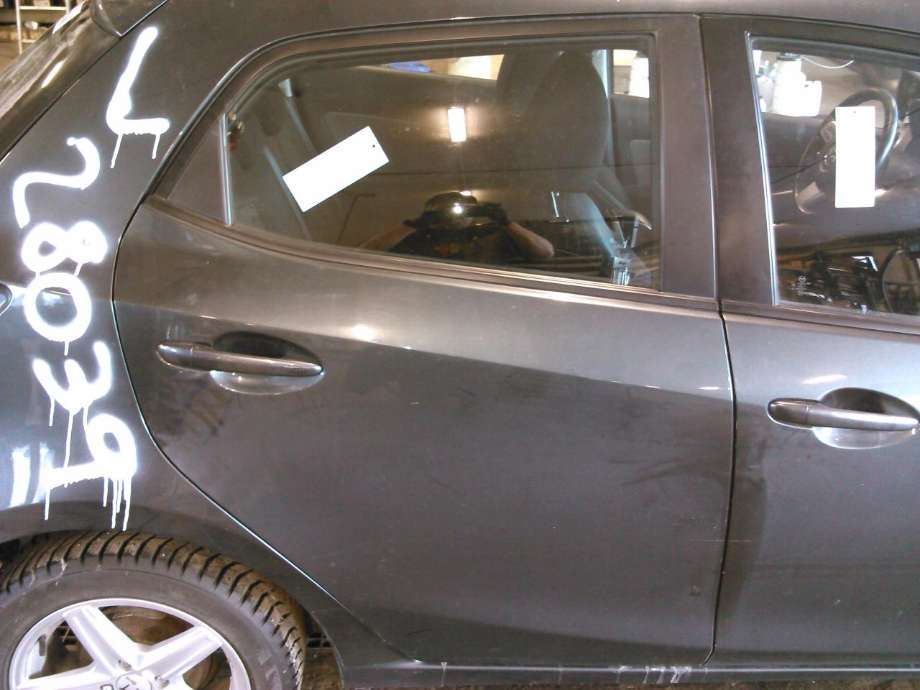 Dør høyre bak til Mazda 2, 2007-2010 (Type II, Fase 1)  