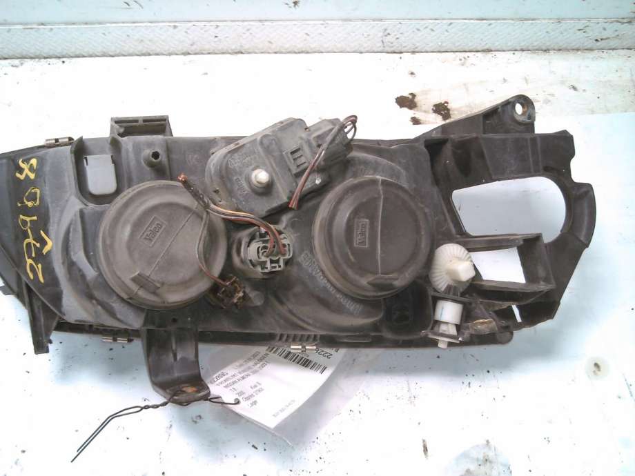 Frontlykt venstre halogen til Nissan Almera 2000-2003 (Fase 1) (N16) (N16) 