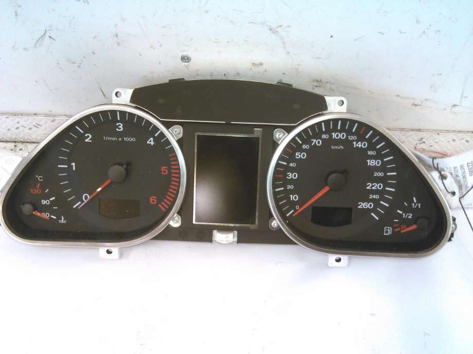Instrumentpanel til Audi A6, 2005-2008 (Type III, Fase 1) (C6) (C6) 
