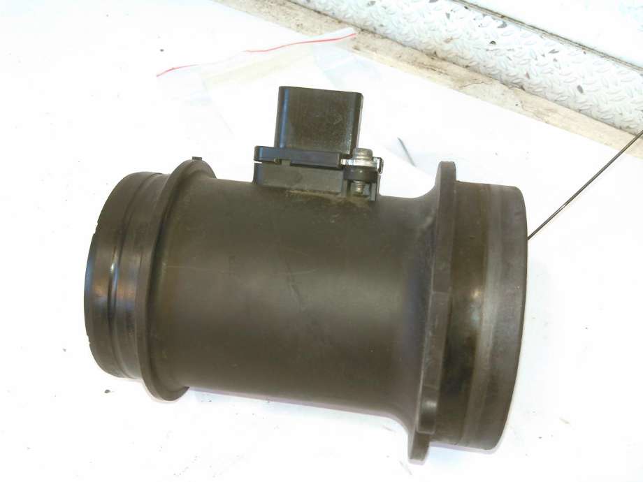 Luftmengde/luftmassemåler til Audi A6, 2005-2008 (Type III, Fase 1) (C6) (C6) (HITACHI|059906461K)