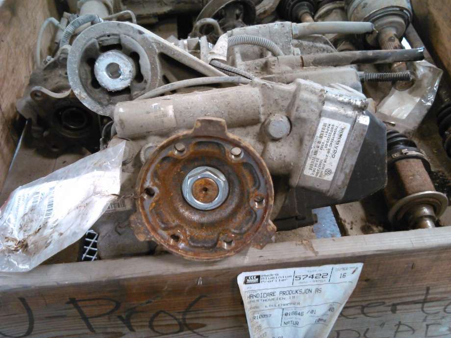 Kardang klokke bak til VW Transporter / Caravelle 2003-2009 (Fase 1) (T5) (T5) (HALDEX7H0907554D|)