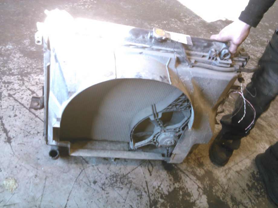 Radiatorpakke til Nissan Navara, 2005-2010 (Fase 1) (D40) (D40) 