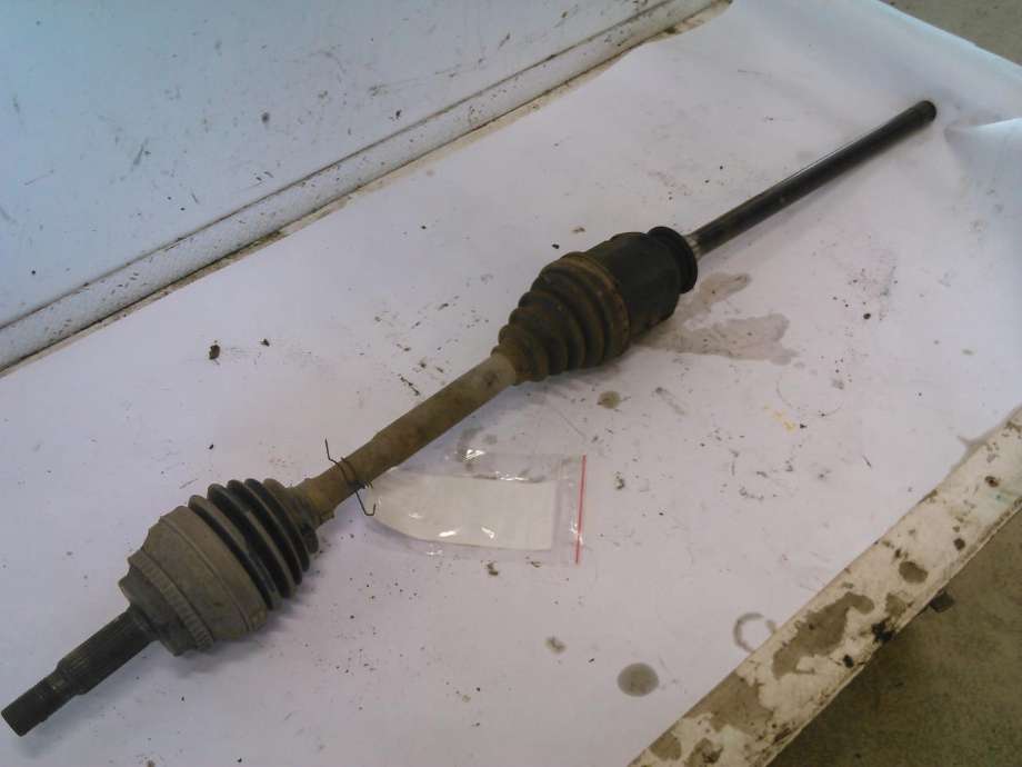 Drivaksel høyre foran, diesel/manuell til Toyota RAV4, 2000-2006 (Type II)  