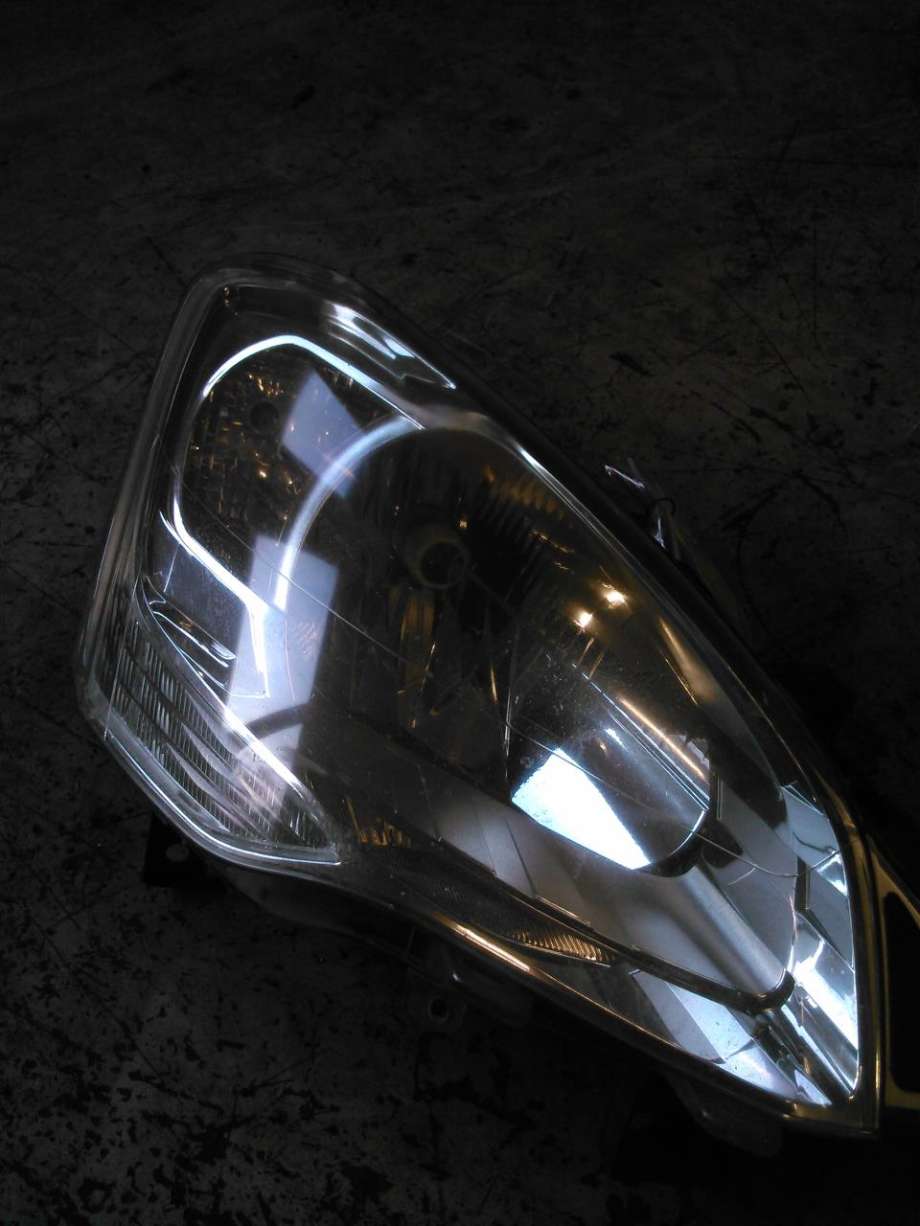 Frontlykt høyre halogen til Citroën Berlingo, 2008-2015 (Type II, Fase 1)  