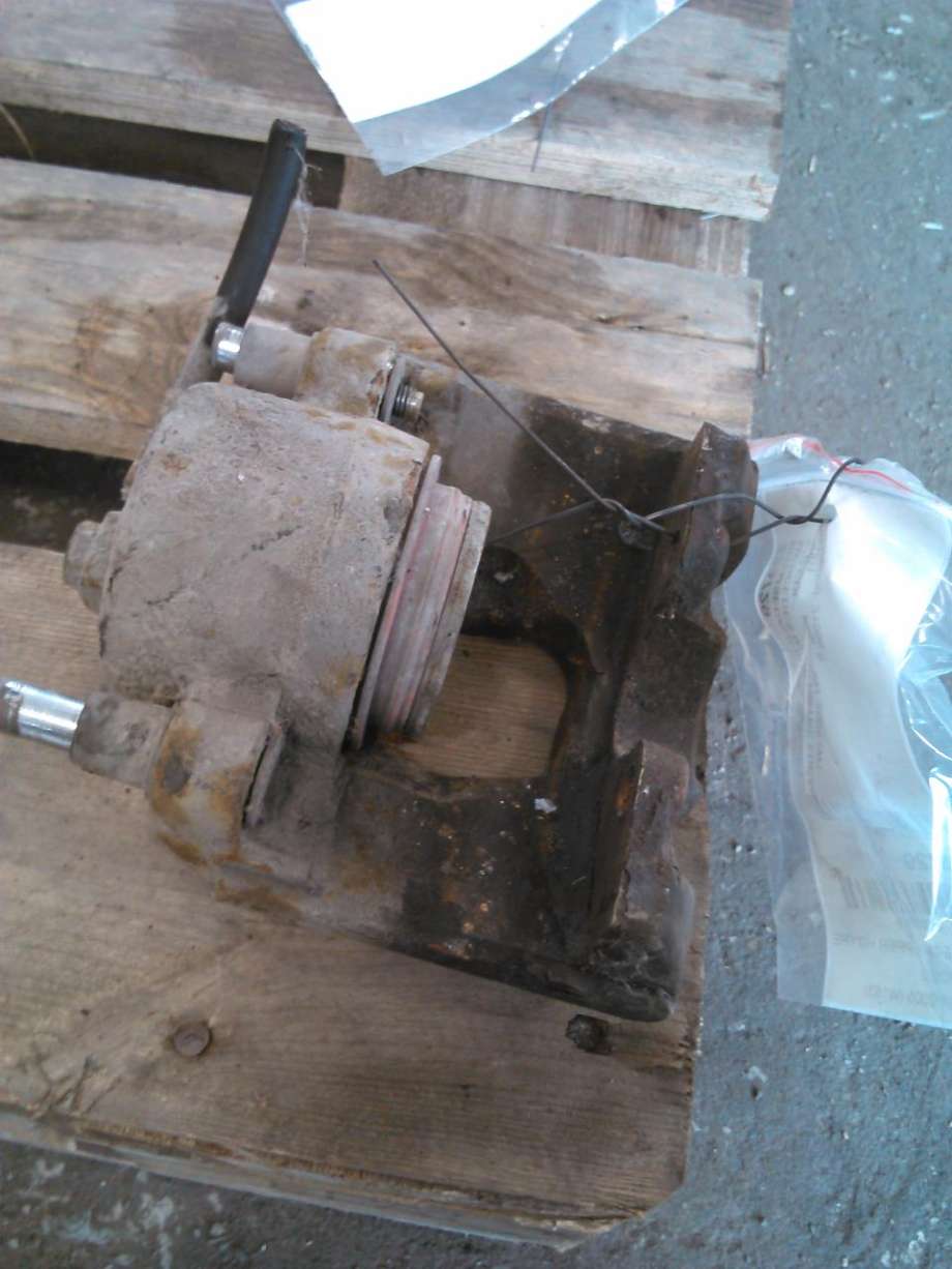 Bremsecaliper høyre foran til Mercedes ML 1997-2005 (W163) (W163) 