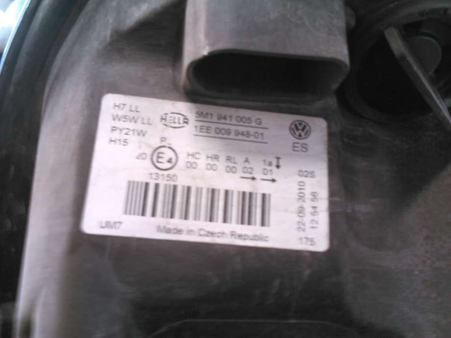 Frontlykt venstre halogen til VW Golf, Plus/Cross 2009-2013 (Fase 2)  