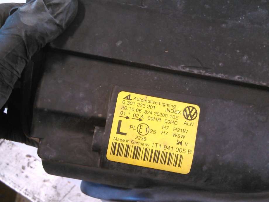 Frontlykt venstre halogen til VW Touran 2007-2010 (Type I, Fase 2)  
