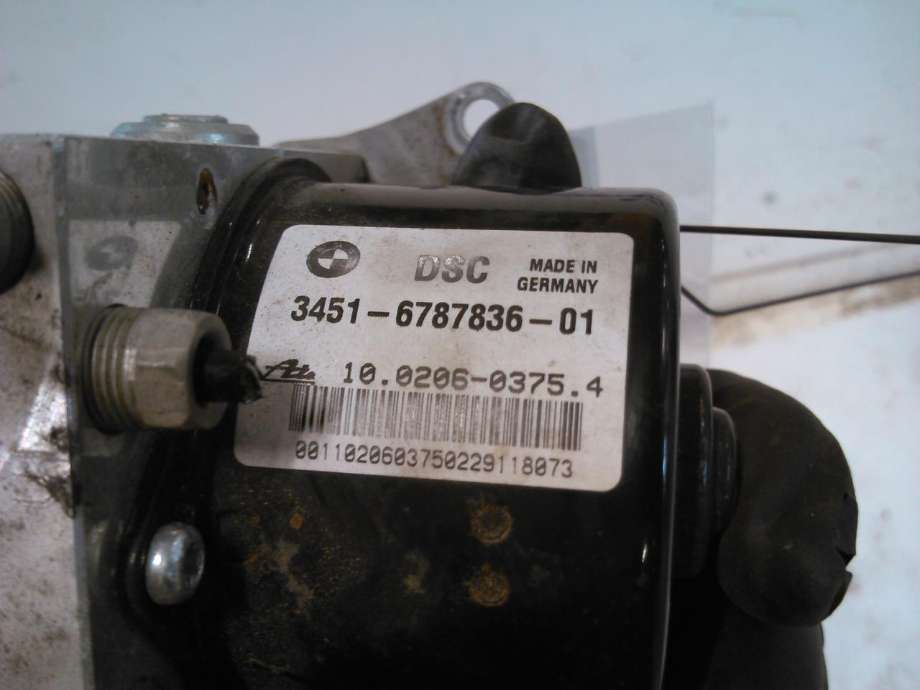 ABS sentral til BMW 3-Serie 2005-2011 (E90/E91/E92/E93) (E90/E91/E92/E93) (6787837|3451-6787836-01|)