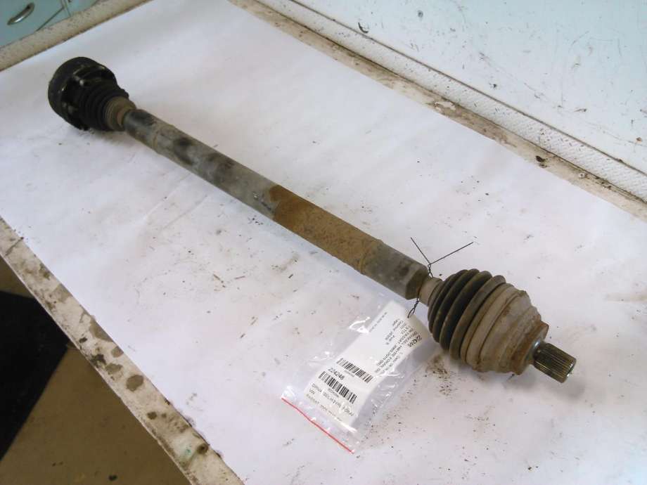 Drivaksel høyre foran, diesel/manuell til VW Passat, 2005-2010 (B6) (B6) 
