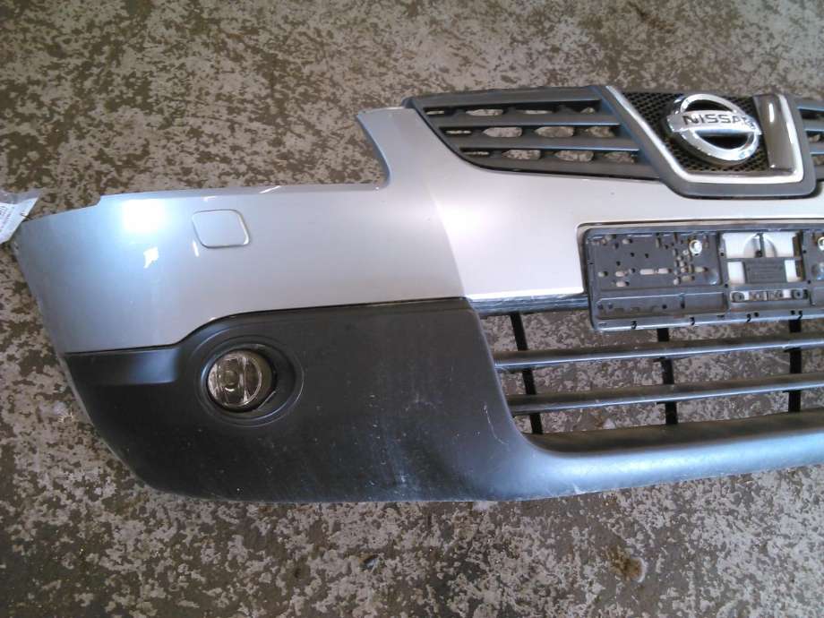 Støtfanger foran til Nissan Qashqai, 2007-2010 (Type I, Fase 1) (HULL TIL DEFA KONTAKT)