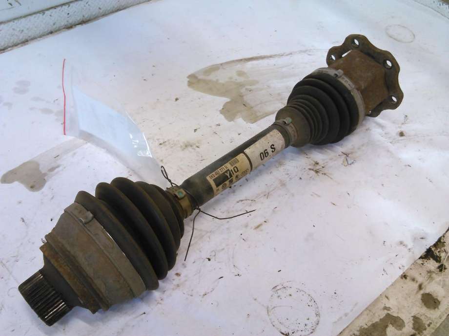 Drivaksel venstre foran, diesel/automat til Audi A4, 2007-2014 (Type IV) (B8) (B8) 