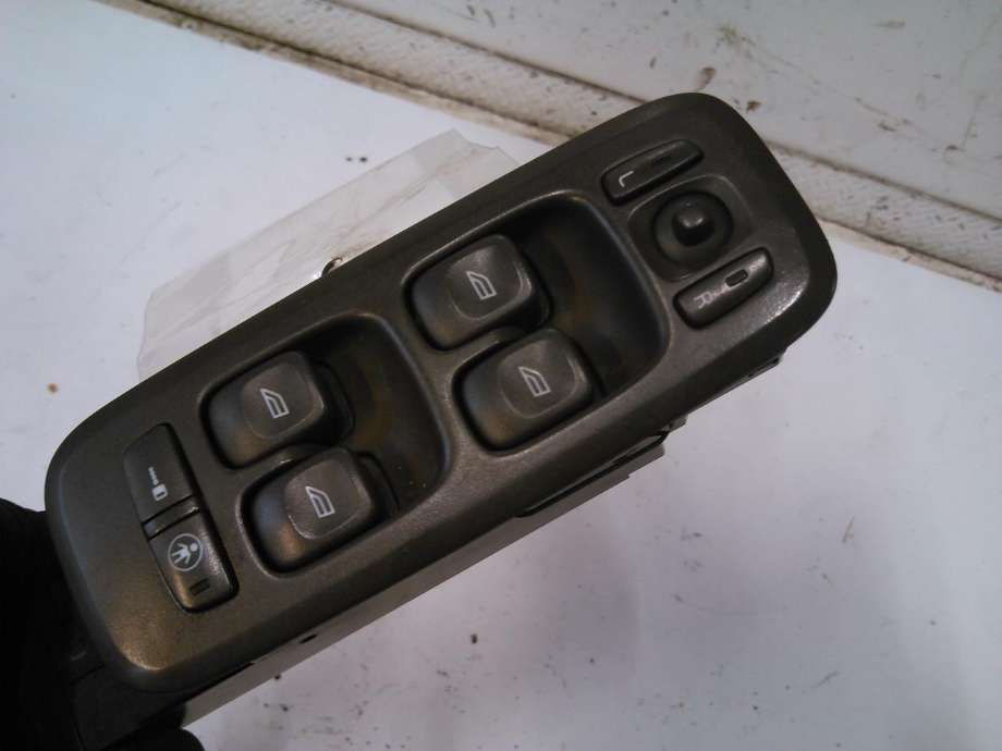 Bryter ruteheis førerdørspanel til Volvo V70, 2000-2004 (Type II, Fase 1)  
