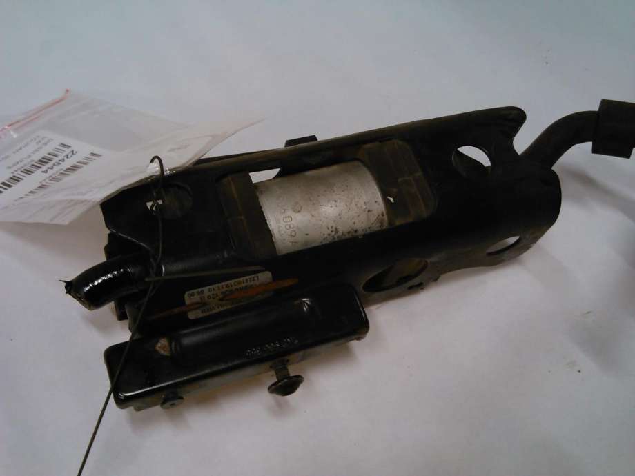 Dieselpumpe til VW Touran, 2010-2015 (Type I, Fase 3)  (1K0906089A)