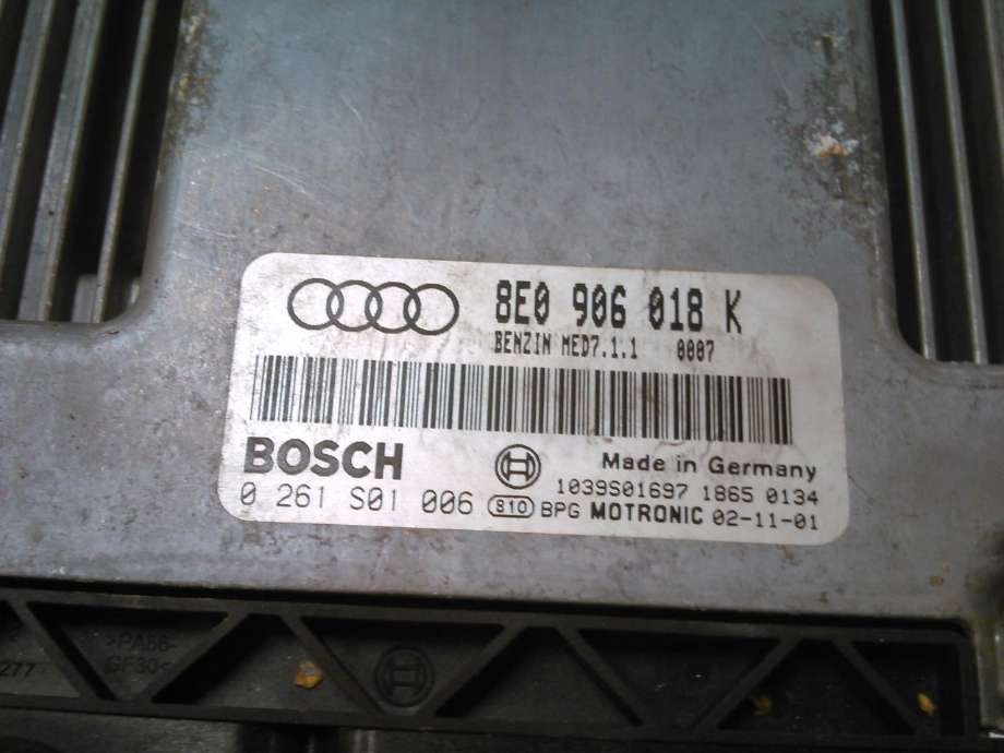 Styreenhet motor til Audi A4 2001-2004 (Type II) (B6) (B6) (BOSCH|8E0906018K|0261S01006|)