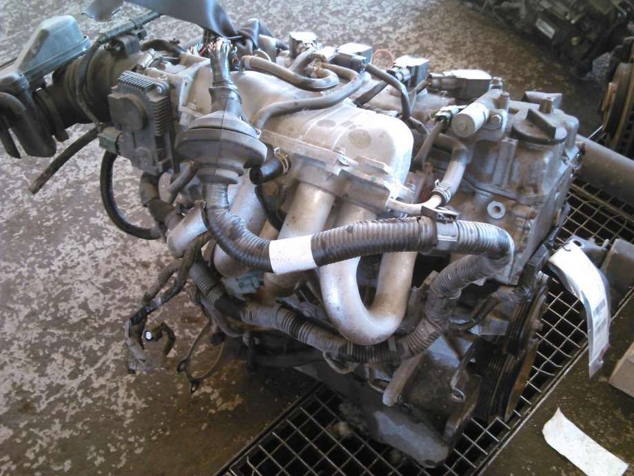 Motor bensin til Nissan Almera 2003-2006 (Fase 2) (N16) (N16) 
