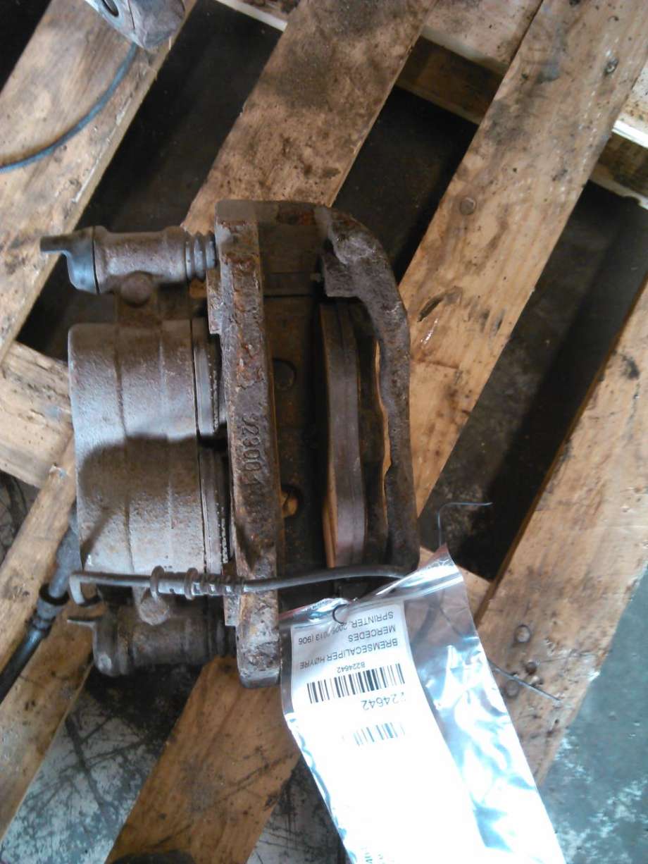 Bremsecaliper høyre foran til Mercedes Sprinter, 2006-2013 (Fase 1) (906) (906) 