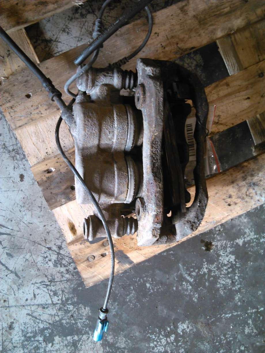 Bremsecaliper venstre foran til Mercedes Sprinter, 2006-2013 (Fase 1) (906) (906) 