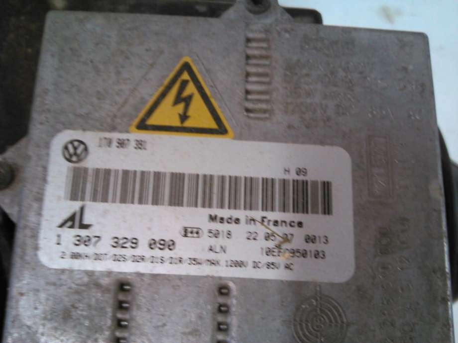 Frontlykt venstre xenon til VW Golf V, Combi 2003-2008  