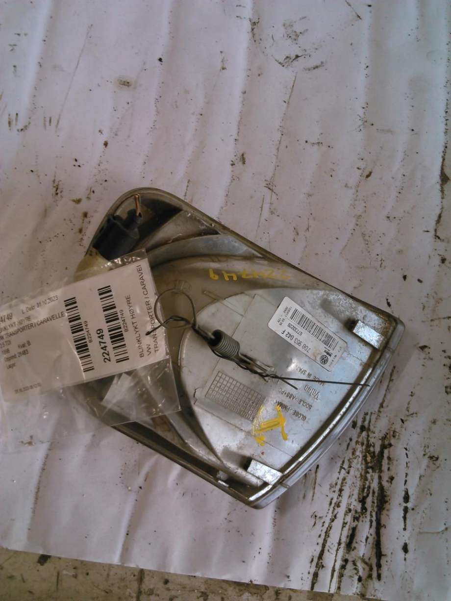 Blinklykt høyre til VW Transporter / Caravelle 1990-2003 (T4) (T4) 