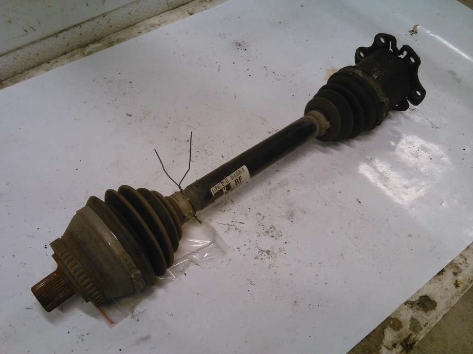 Drivaksel høyre foran, bensin/automat til Audi A4, 2004-2008 (Type III) (B7) (B7) 