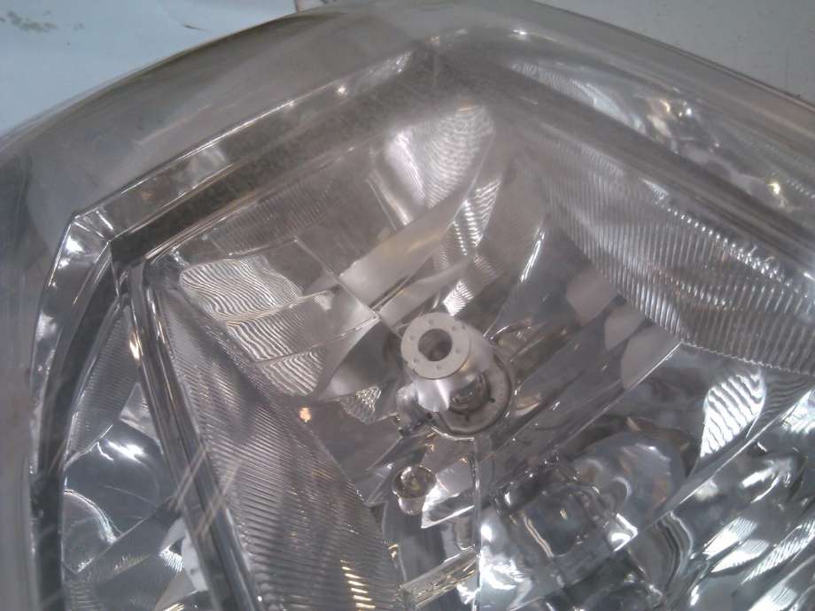 Frontlykt høyre halogen til VW Transporter / Caravelle 2003-2009 (Fase 1) (T5) (T5) (7H1941016S|)