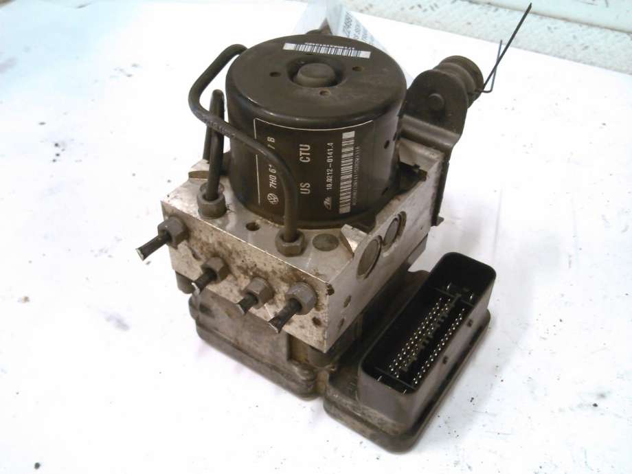 ABS sentral til VW Transporter / Caravelle, 2003-2009 (Fase 1) (T5) (T5) (7H0907379R)