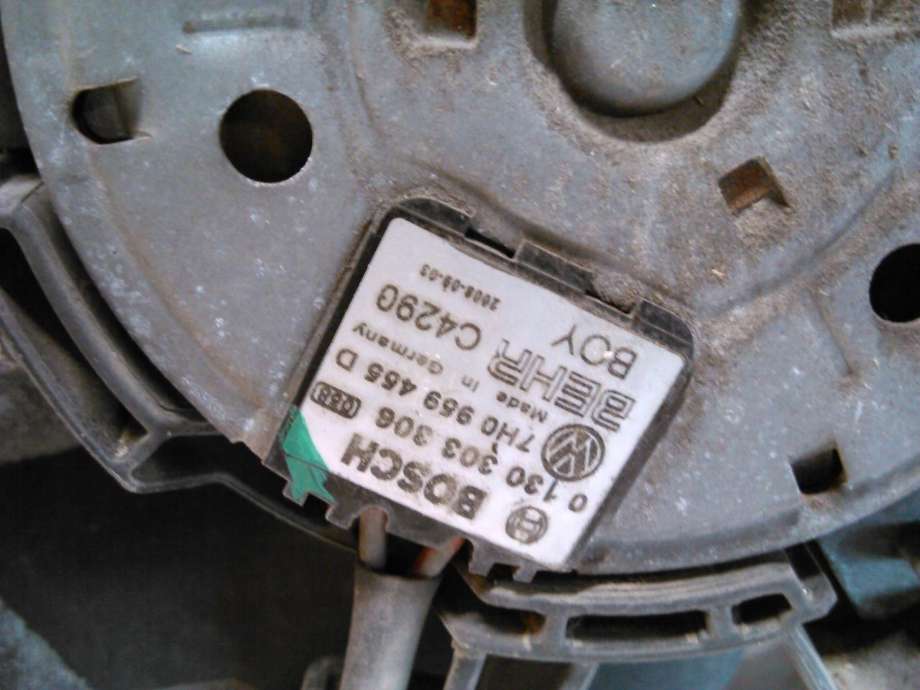 Kjølevifte elektrisk til VW Transporter / Caravelle 2003-2009 (Fase 1) (T5) (T5) 
