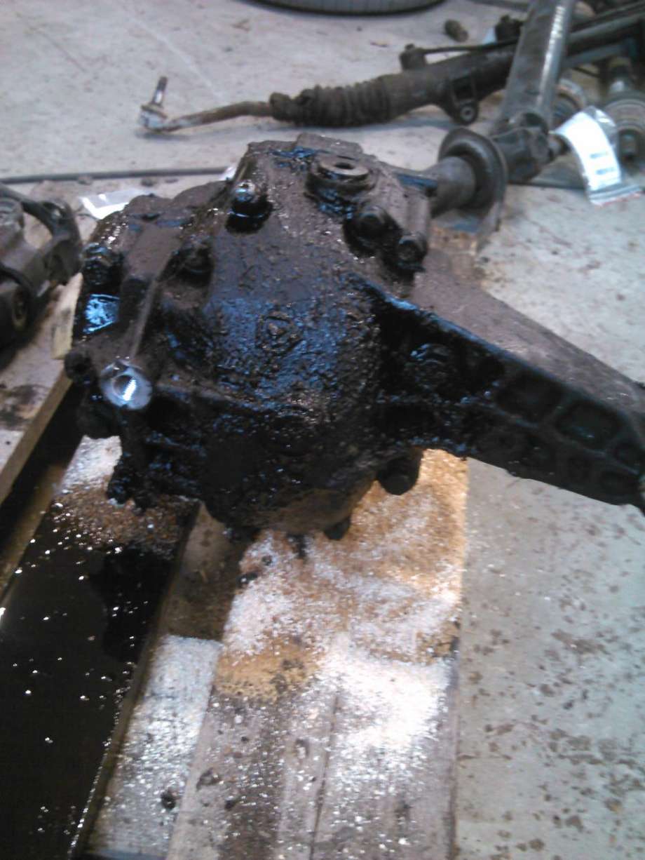 Kardang klokke foran til Mercedes ML 1997-2005 (W163) (W163) 