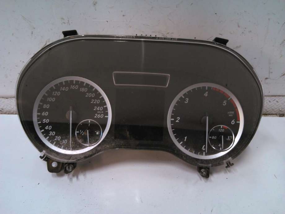 Instrumentpanel til Mercedes B-Klasse, 2011-2018 (W246) (W246) (A2469002207)