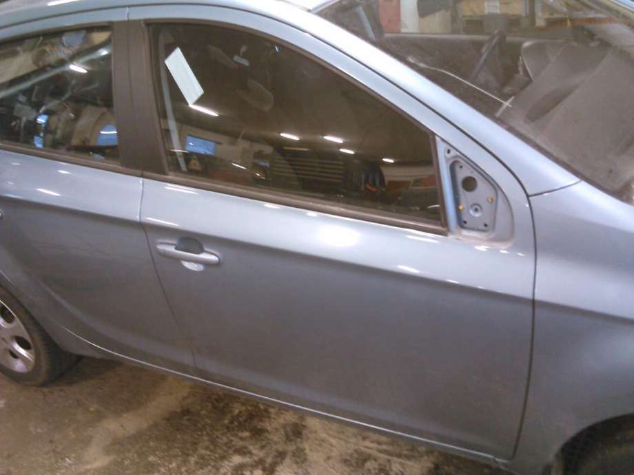 Dør høyre foran til Hyundai i20, 2009-2014 (Type I)  