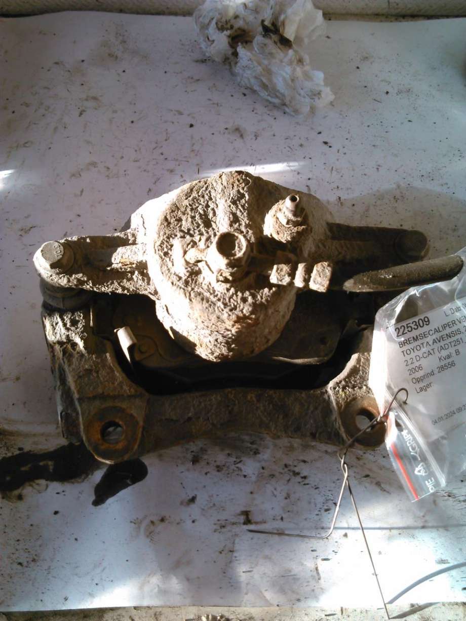 Bremsecaliper venstre foran til Toyota Avensis, 2003-2008 (Type II)  