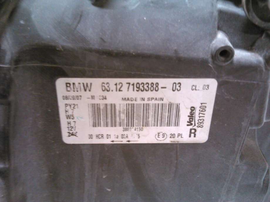 Frontlykt høyre halogen til BMW 1-Serie 2004-2011 (E81/E82/E87/E88) (E81/E82/E87/E88) 