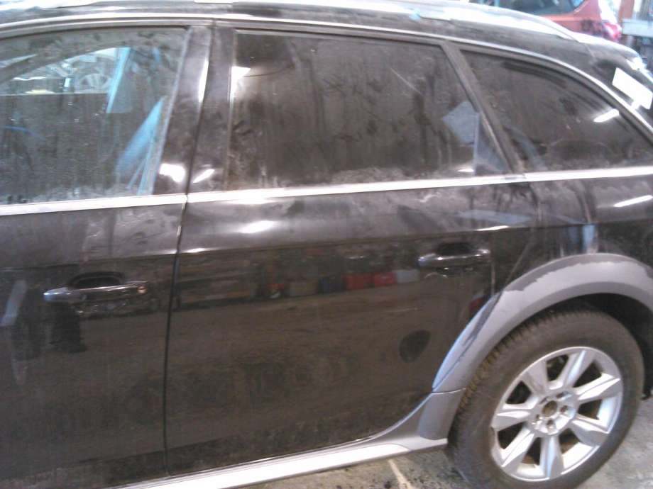 Dør venstre bak til Audi A4, Allroad, 2009-2016 (Type I) (B8) (B8) 