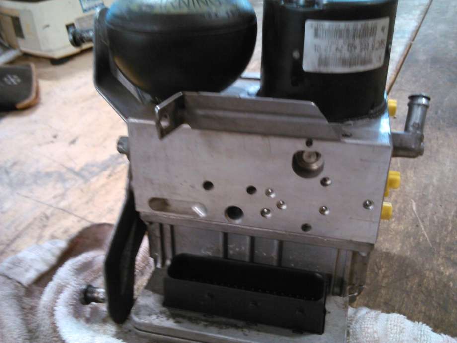 ABS sentral til Mercedes E-Klasse, 2002-2006 (Fase 1) (W211) (W211) (BOSCH|0265960026)