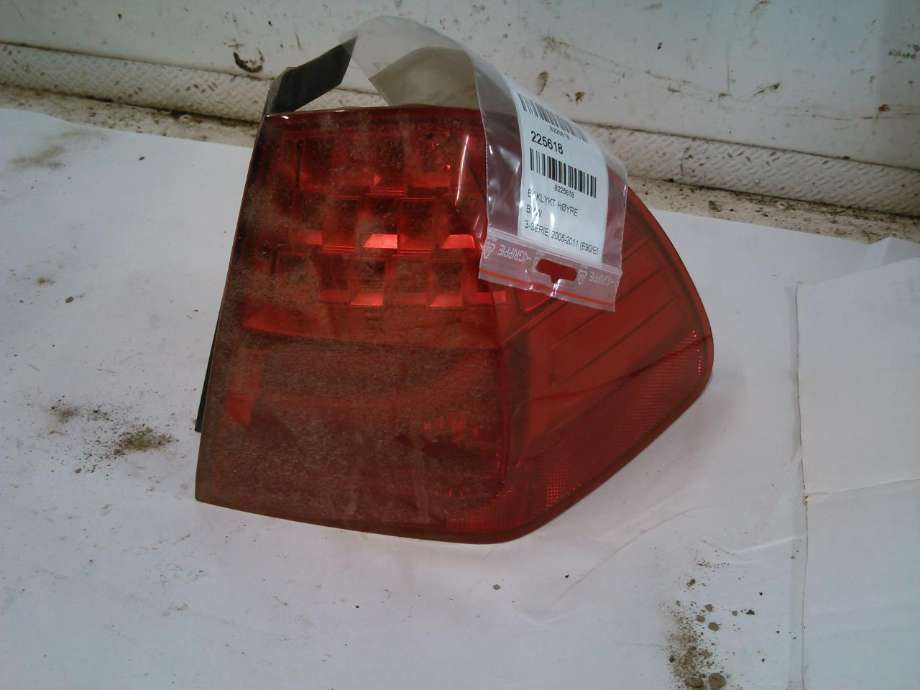 Baklykt høyre til BMW 3-Serie, 2005-2011 (E90/E91/E92/E93) (E90/E91/E92/E93) 