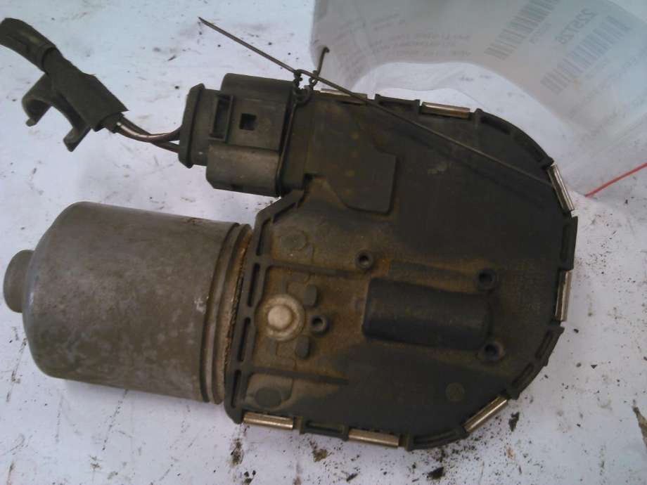 Viskermotor frontrute til VW Touran 2007-2010 (Type I, Fase 2)  (1T1955119|)