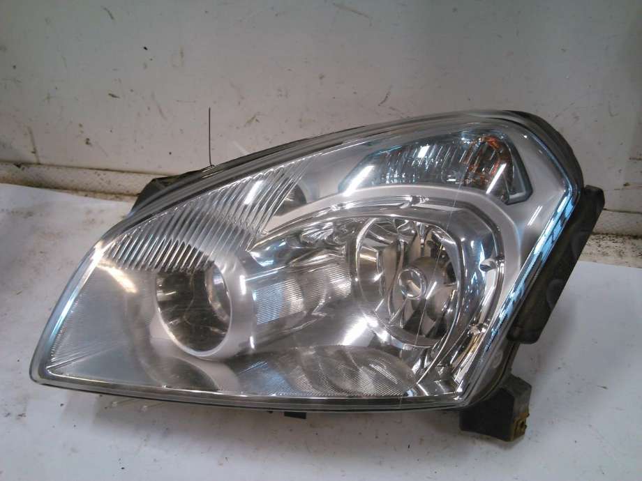 Frontlykt venstre xenon til Nissan Qashqai, 2010-2014 (Type I, Fase 2)  